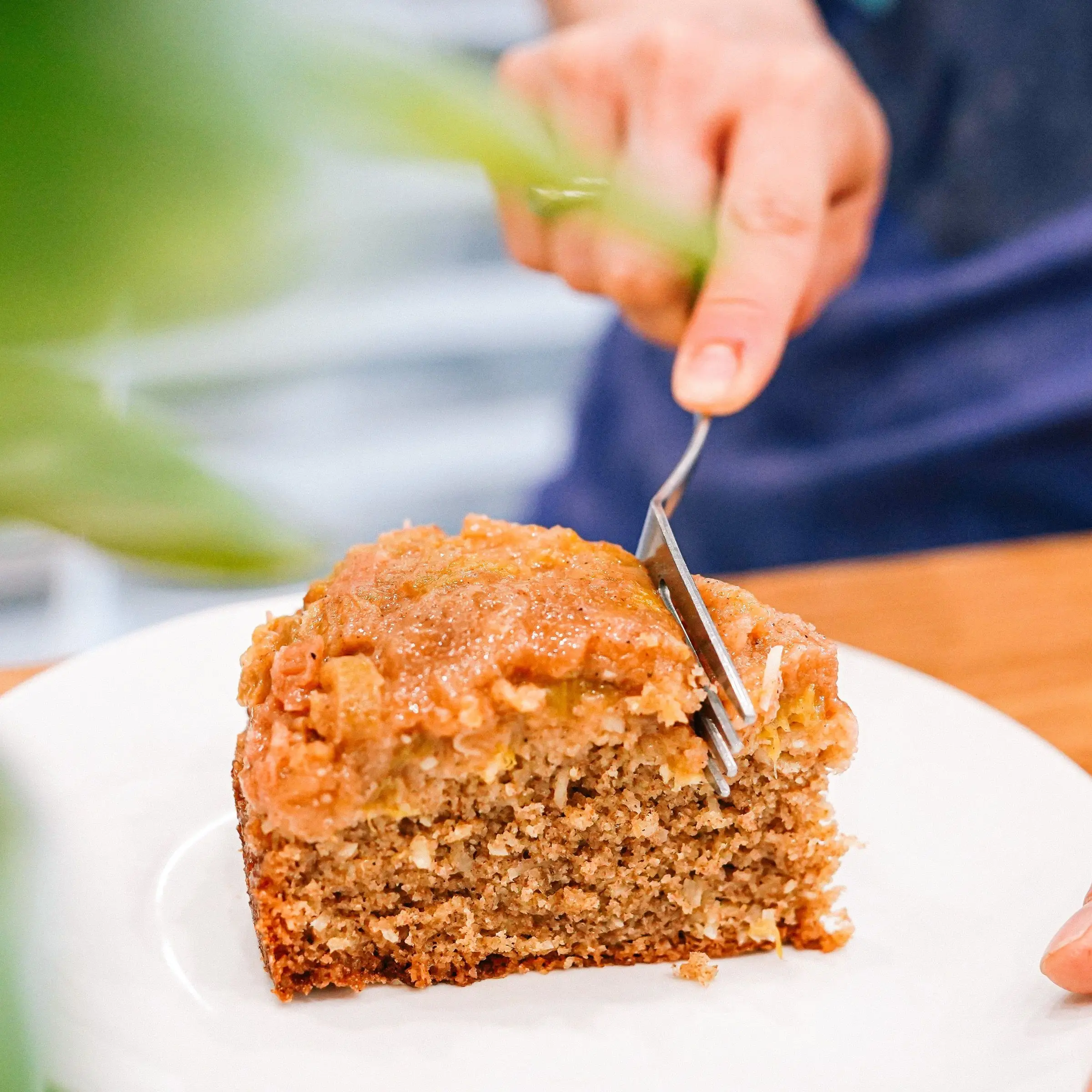 Rhubarb Emmer Upside Down Cake